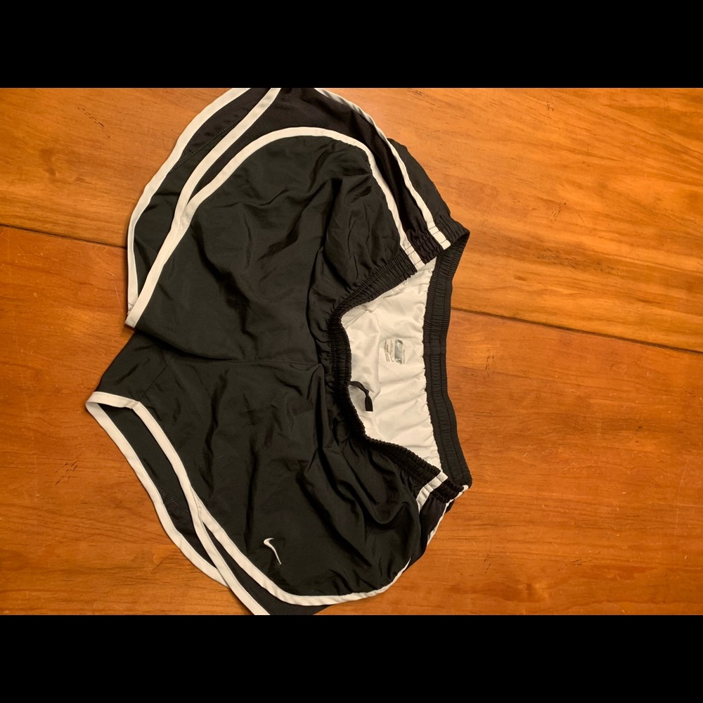 Nike short
